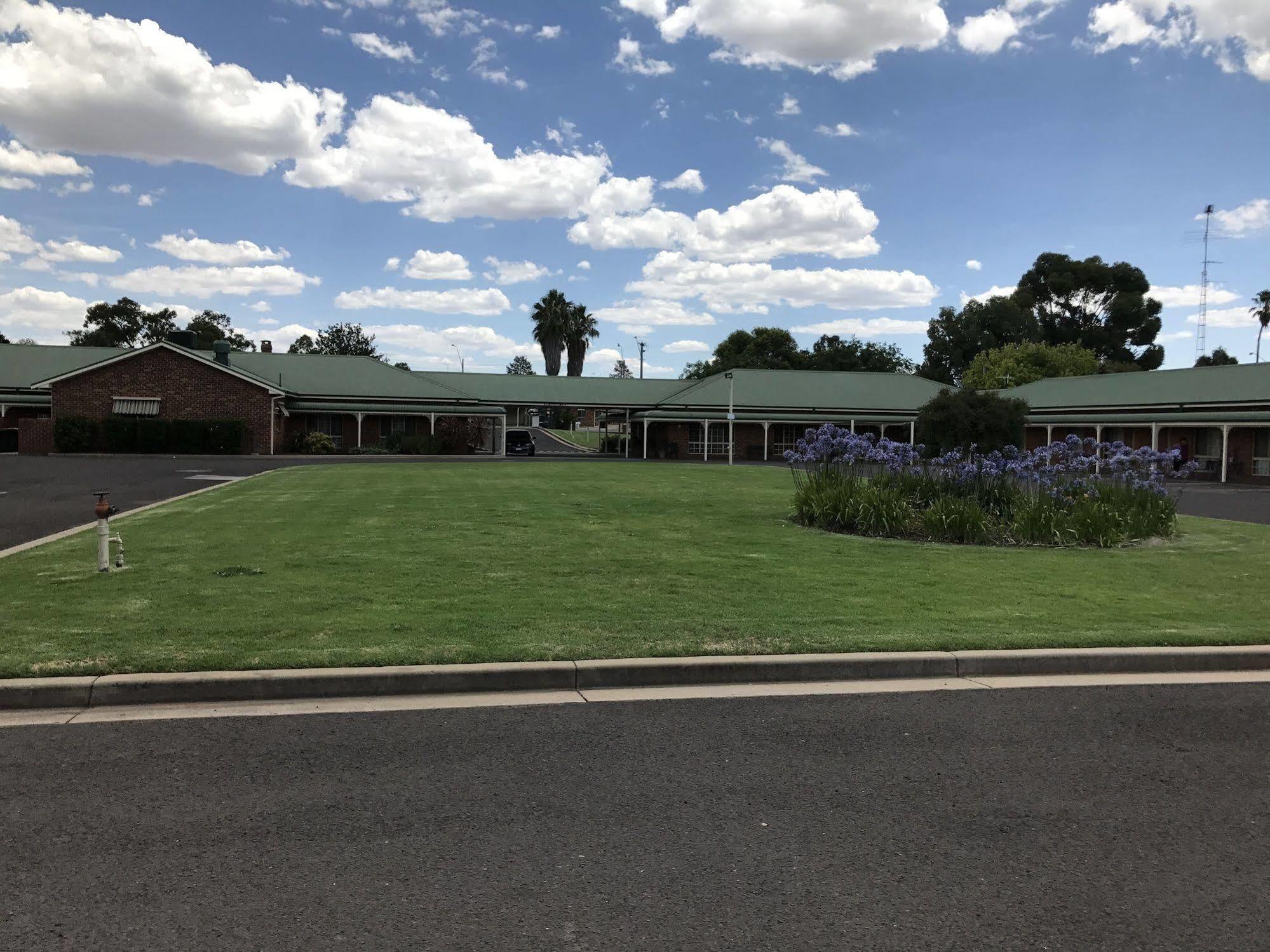 Leeton Heritage Motor Inn Exterior foto